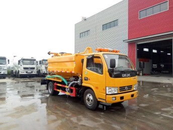 重慶專用車廠家 高壓清洗吸污車、吸糞車及管道疏通車價格解析
